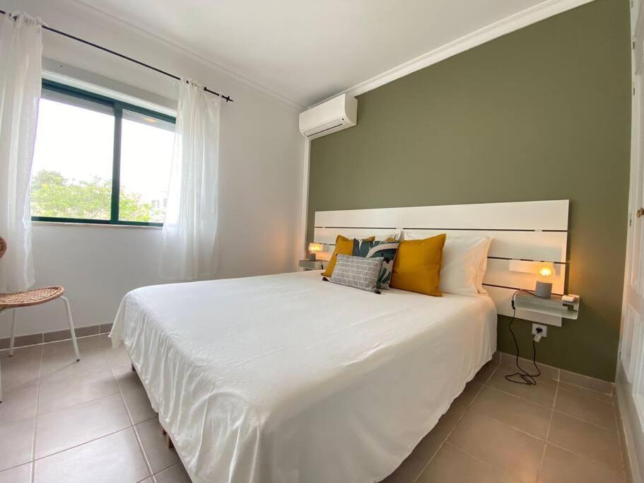 קארבואירו Apartamento Amparo-T2 C/Piscina מראה חיצוני תמונה