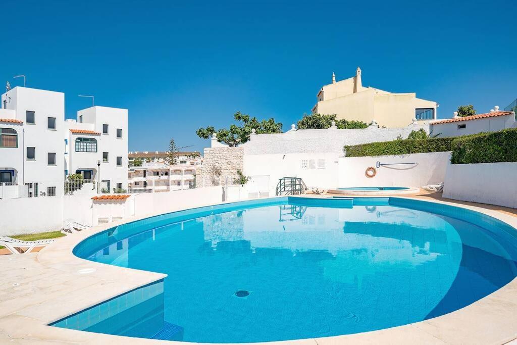 קארבואירו Apartamento Amparo-T2 C/Piscina מראה חיצוני תמונה