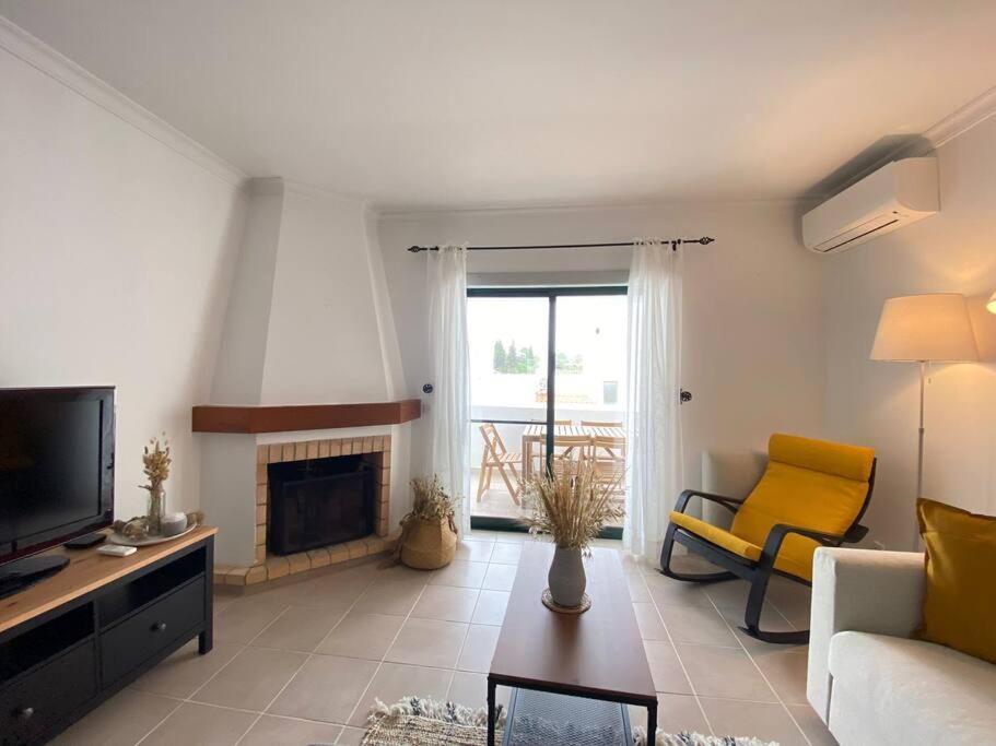 קארבואירו Apartamento Amparo-T2 C/Piscina מראה חיצוני תמונה